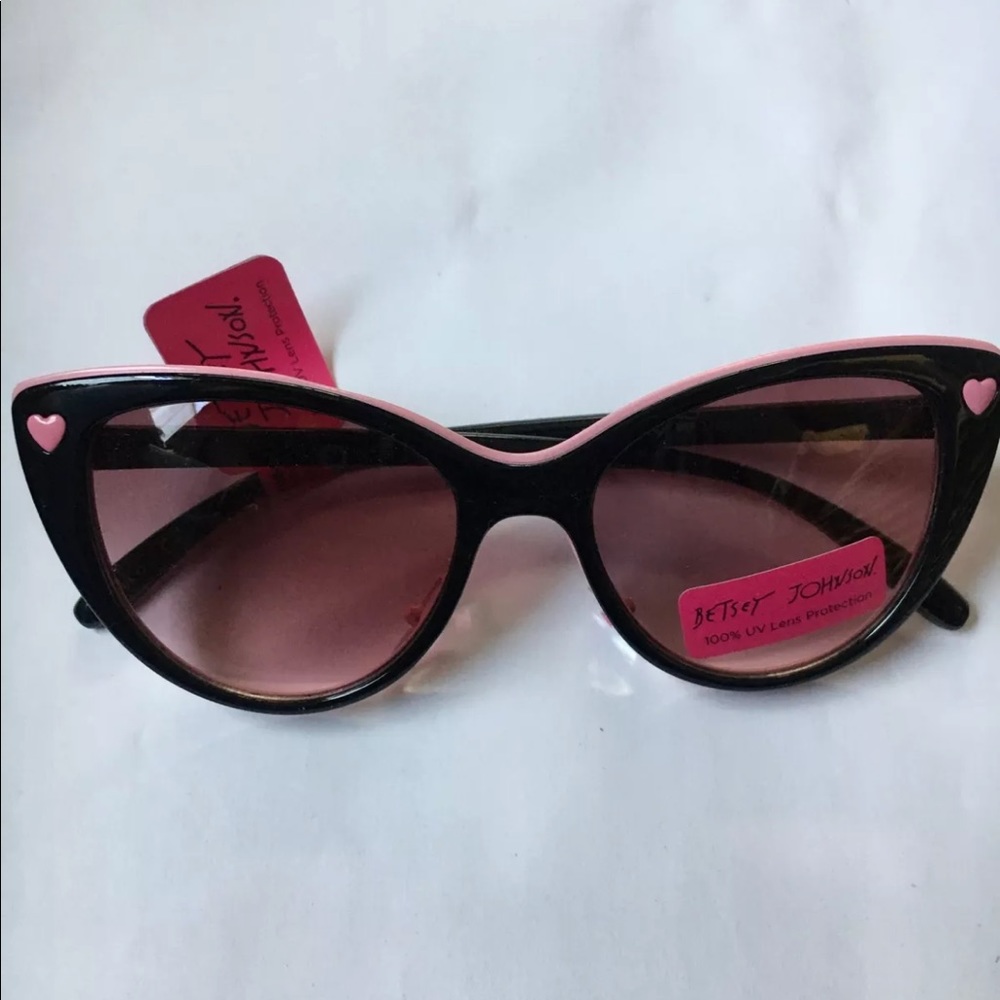 Best Johnson Cat Eye Pink Black sunglasses NWT
